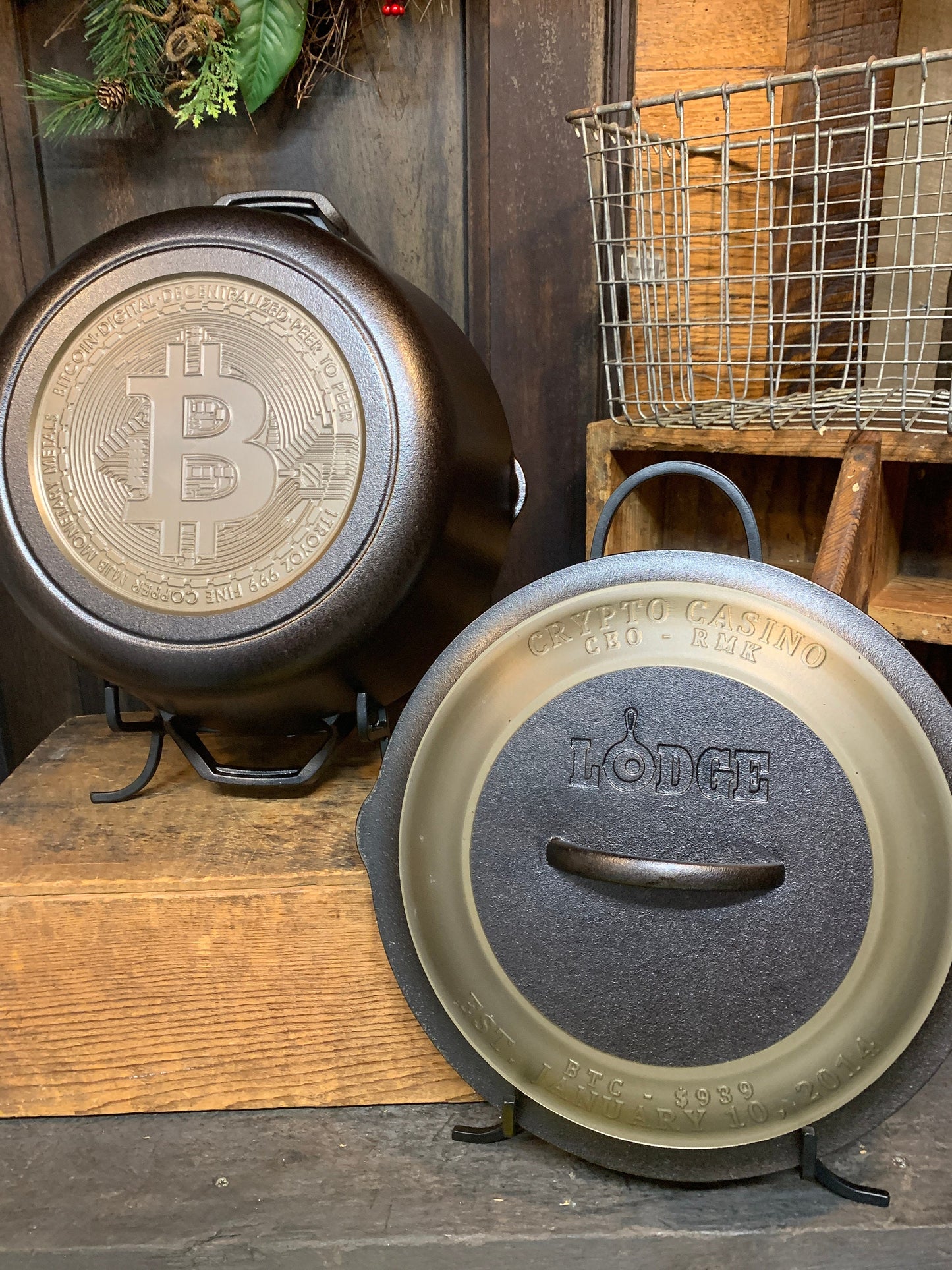 Personalized Lodge 7 Quart Cast Iron Dutch Oven - CNC Machined