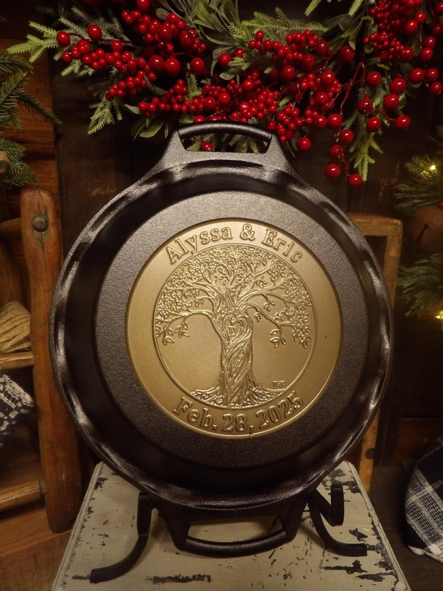 Custom Engraved 9" Lodge Cast Iron Pie Pan