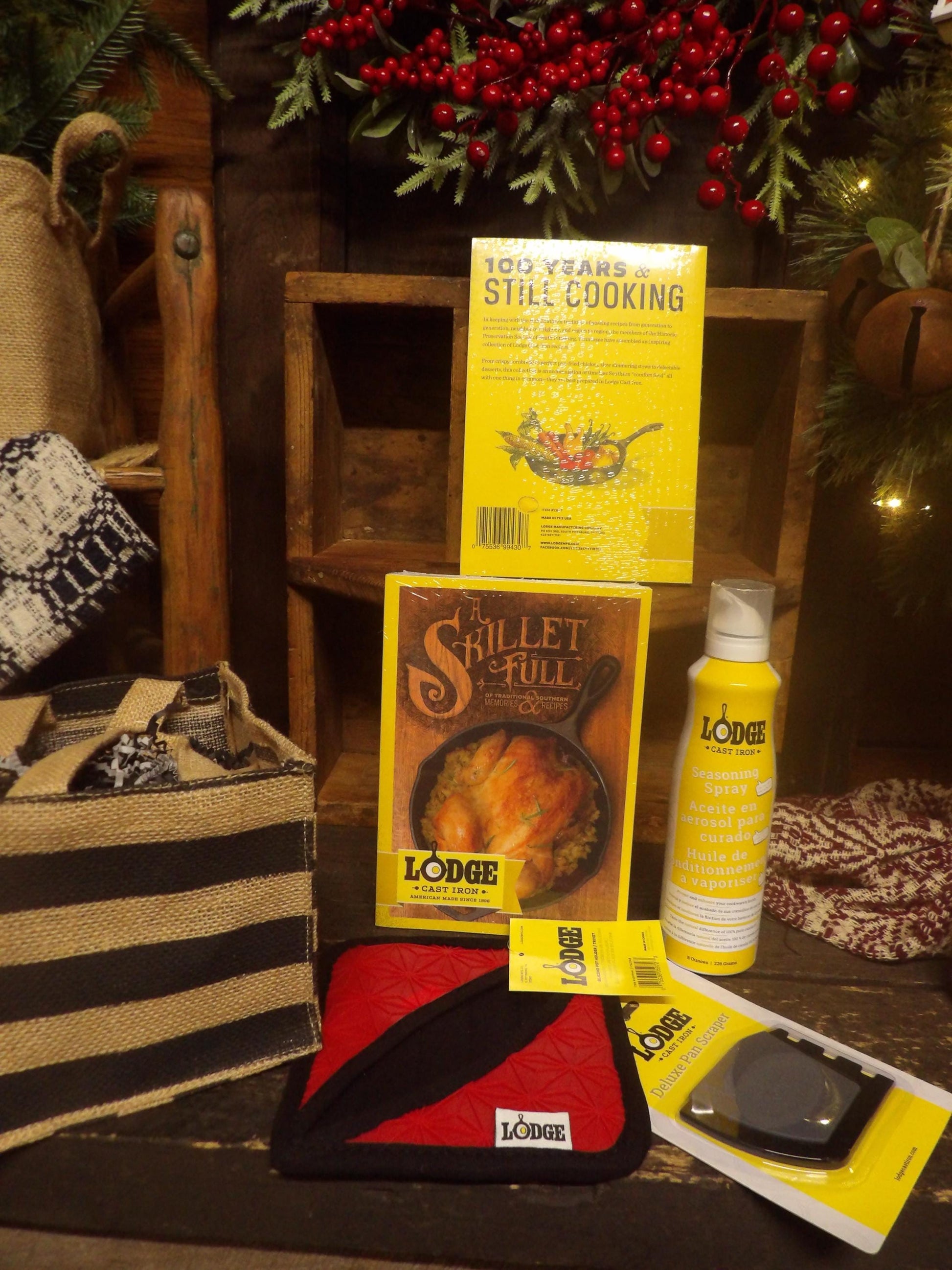 Cast Iron Gift Set - A Skillet Full Cookbook & Lodge Accessories