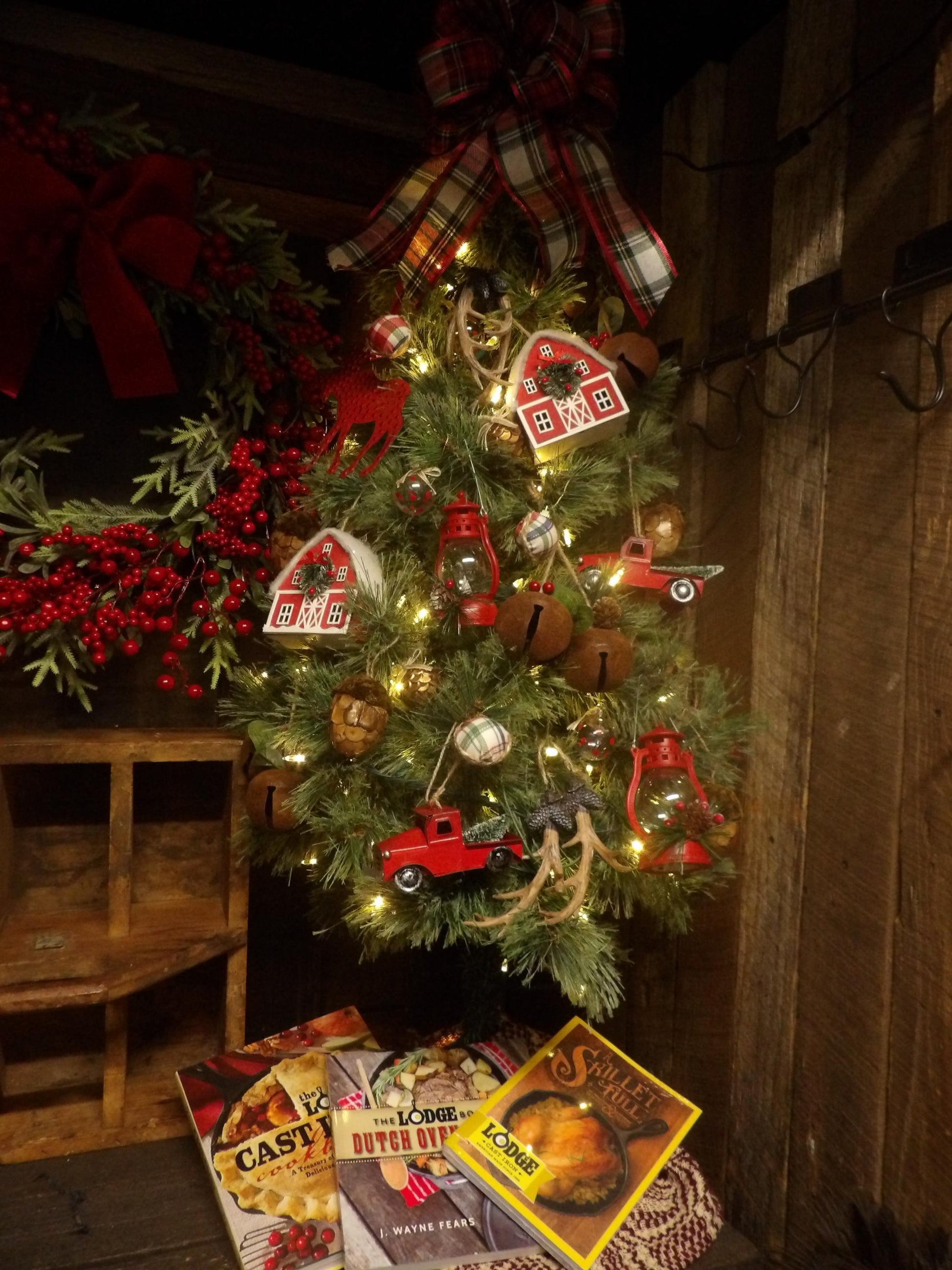 Lodge Cookbook & Custom Skillet Gift Certificate Bundle