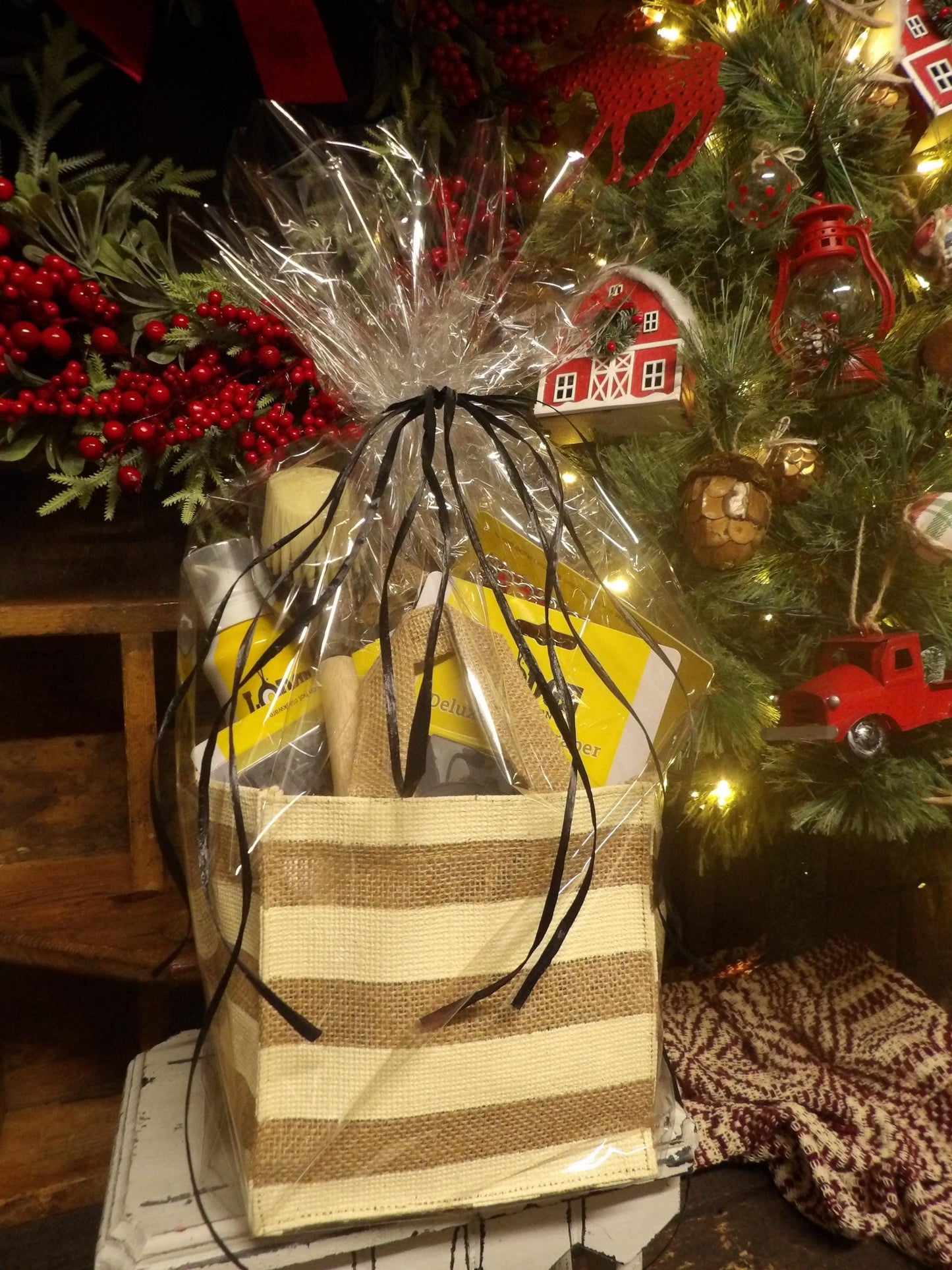 Complete Lodge Cast Iron Care Gift Set - Cleaning & Restoration