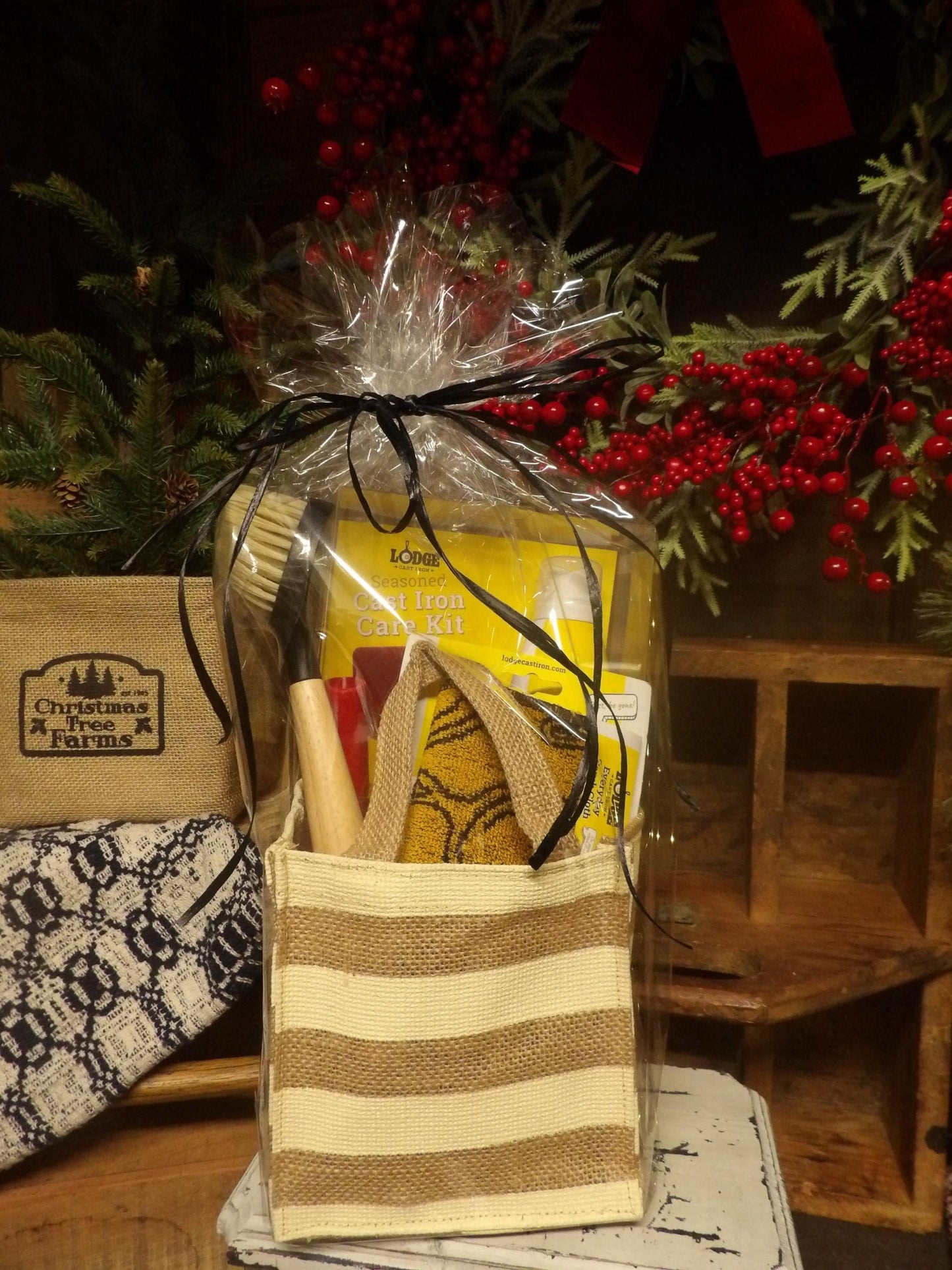 Cast Iron Care Gift Basket - Lodge Cleaning & Restoration Set