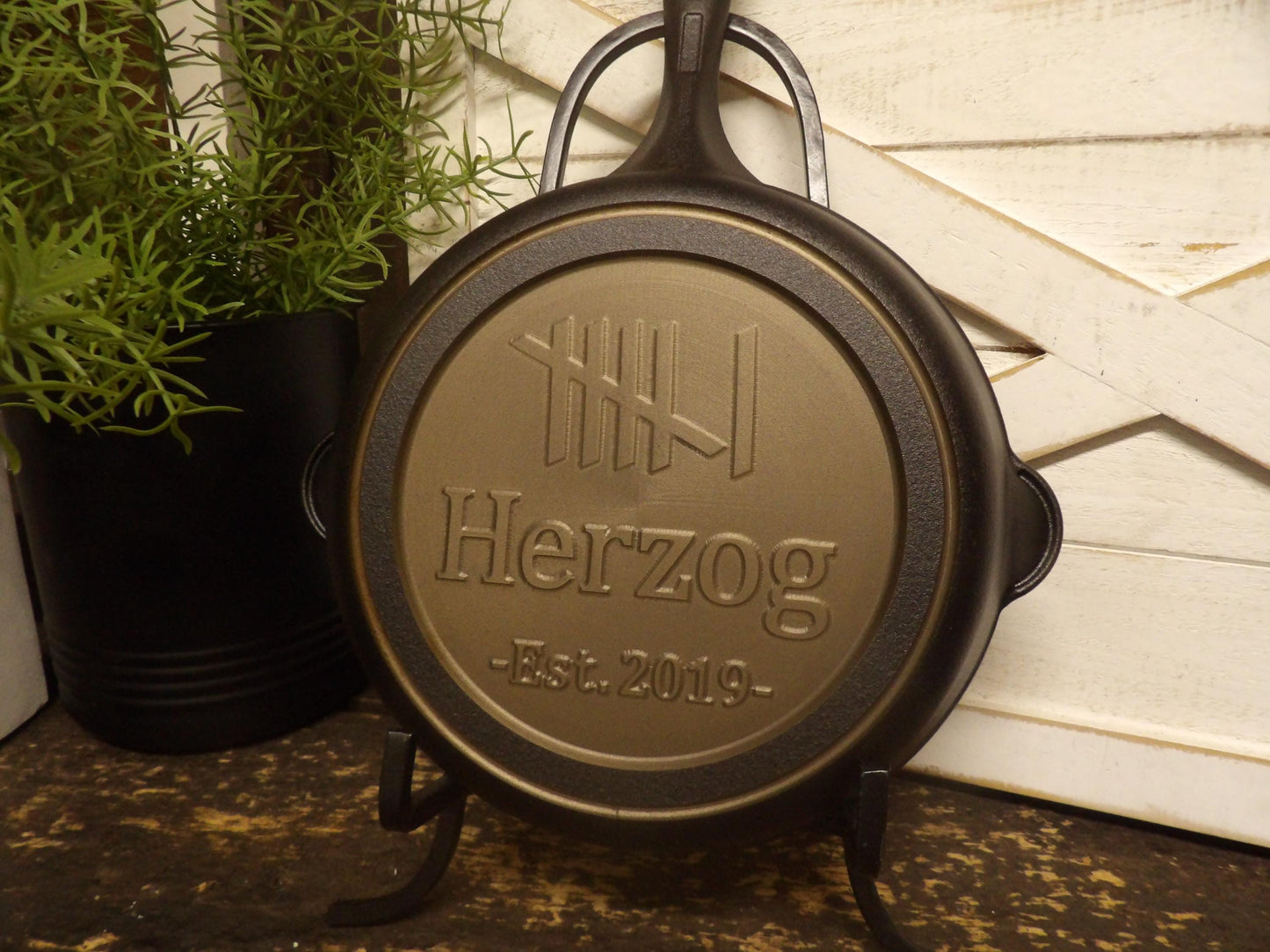 Personalized Cast Iron Skillet - Victoria Brand