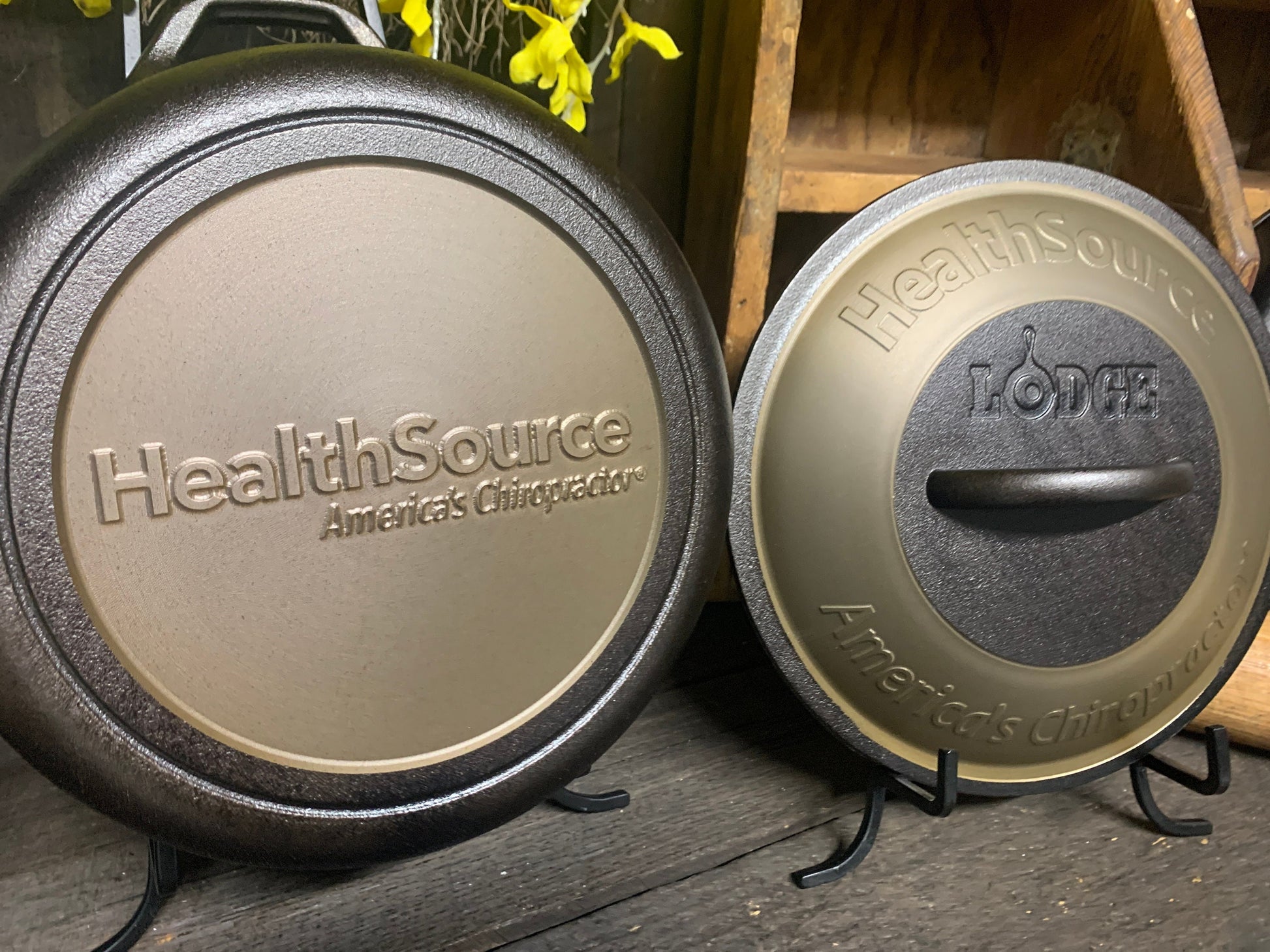 Personalized Lodge 5-Quart Cast Iron Dutch Oven - CNC Machined