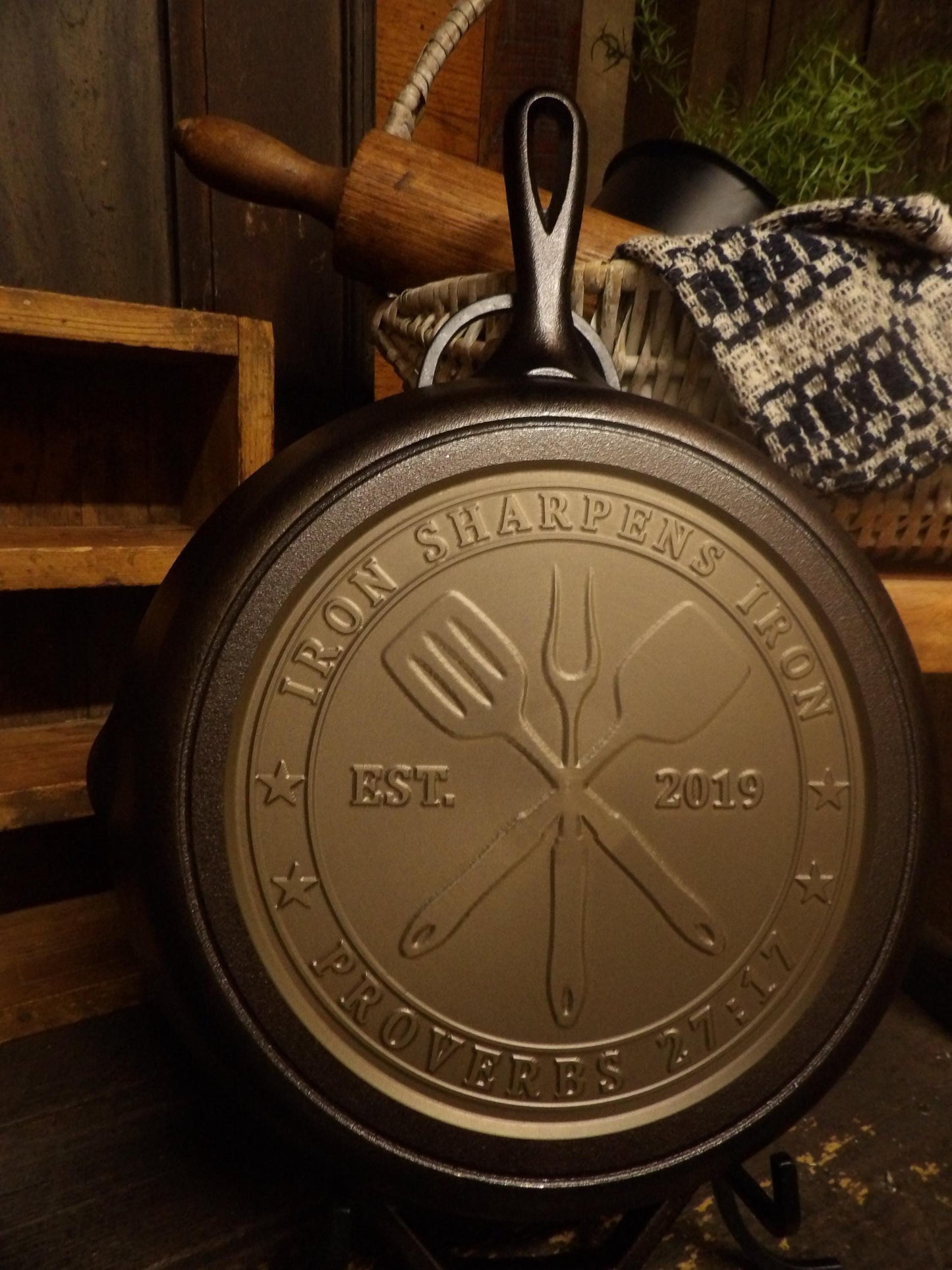 Personalized Cast Iron Skillet - Custom CNC Machined