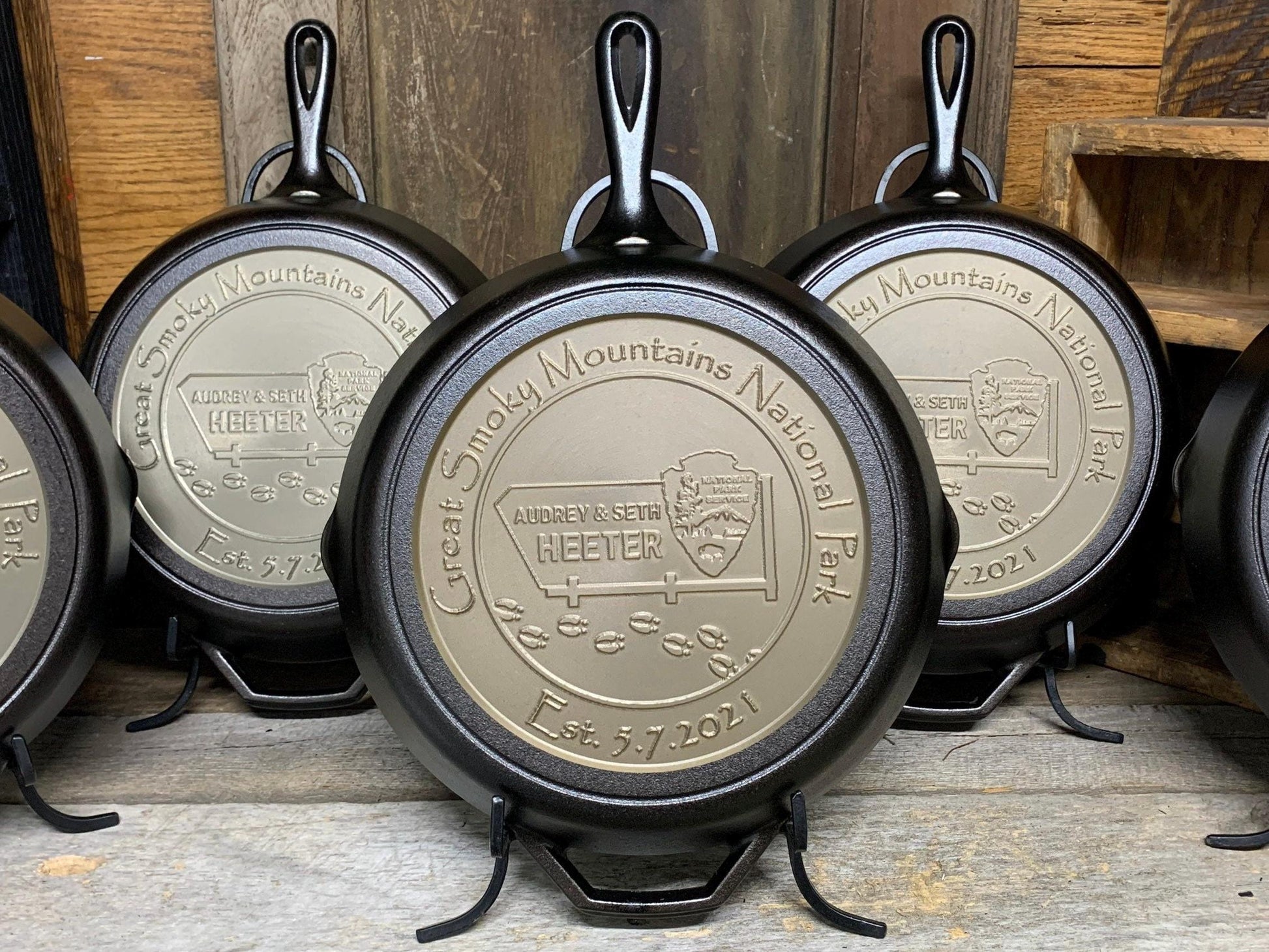 Personalized Groomsmen Cast Iron Skillet - Lodge or Victoria