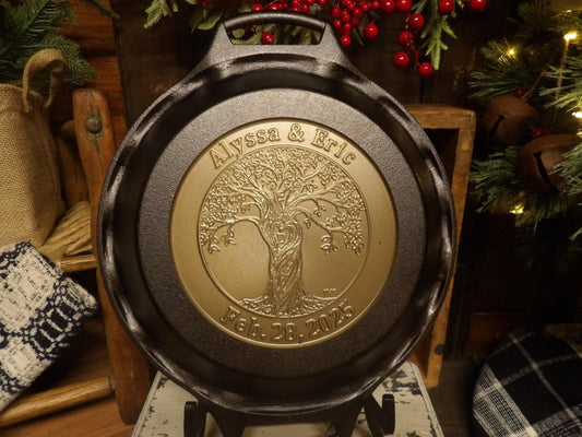 Custom Engraved 9" Lodge Cast Iron Pie Pan