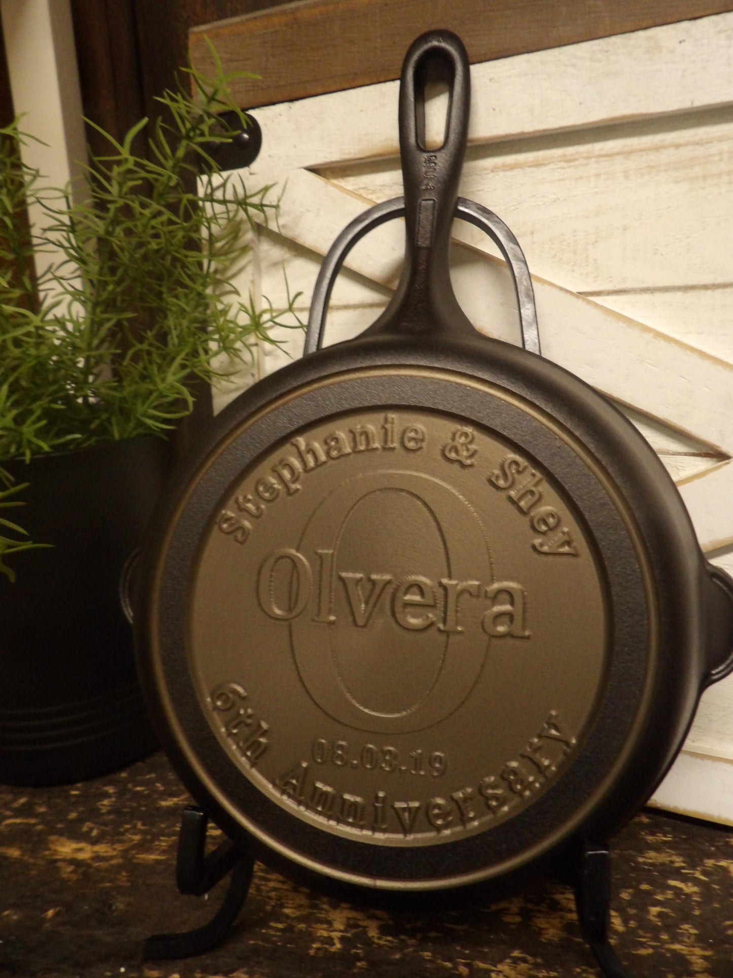 Personalized Cast Iron Skillet - Victoria Brand