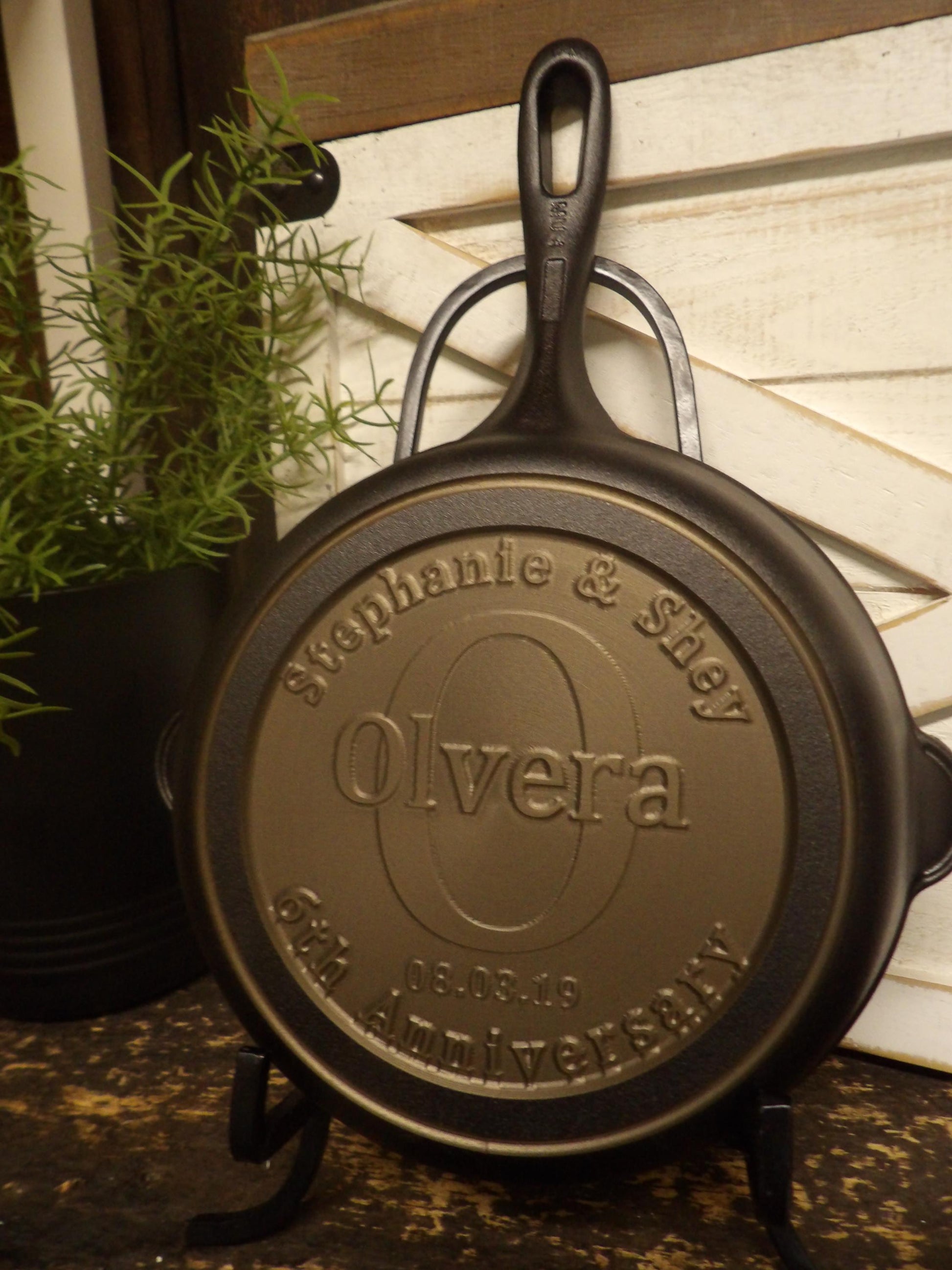 Personalized Cast Iron Skillet - Victoria Brand