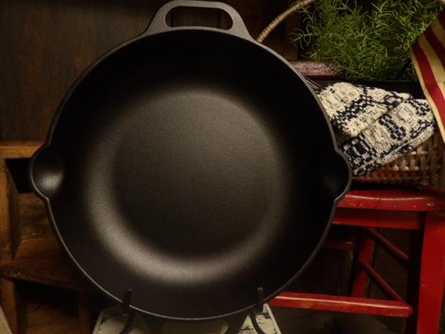Personalized Victoria 13" Cast Iron Skillet with Loop Handles - CNC Machined