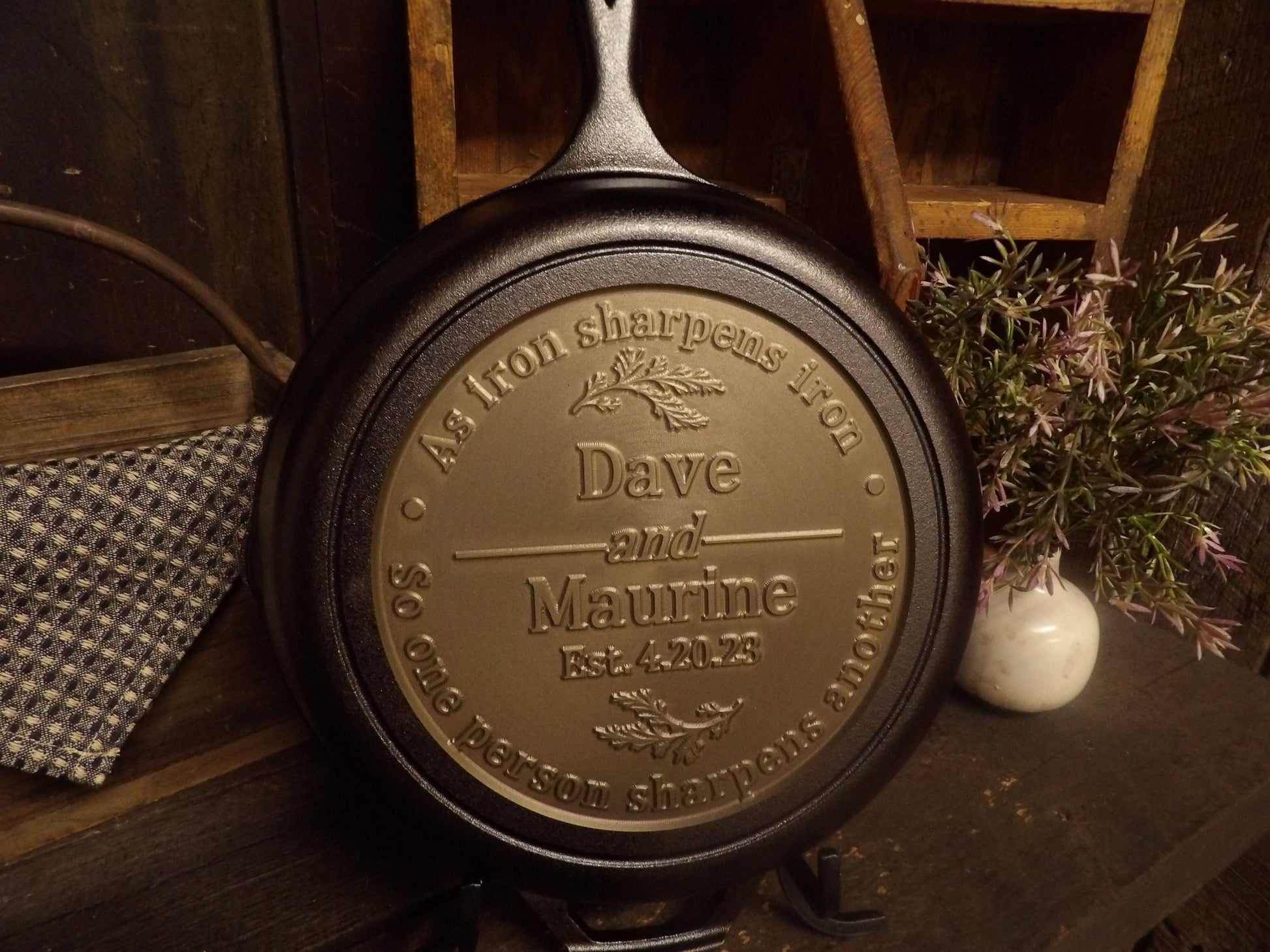 Personalized Cast Iron Skillet - Anniversary & Wedding Gift