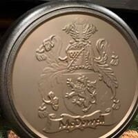 Custom Family Crest Cast Iron Skillet - Lodge or Victoria